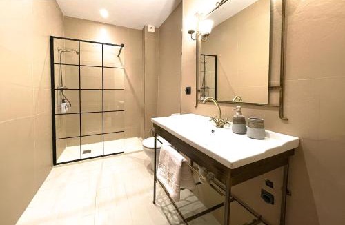 Caviedes Villa | Villa Oyambrina