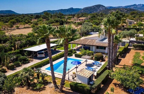 Pollensa Villa | Villa 'Pantina' with Pool & Wi-Fi