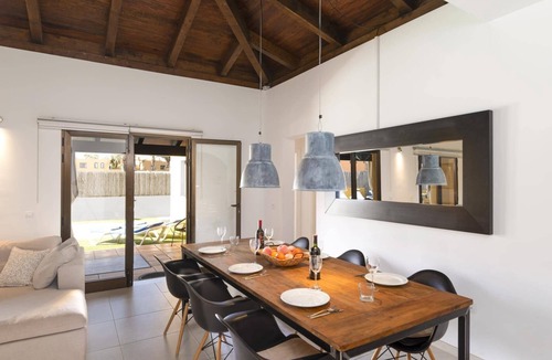 Corralejo Villa | Villa Papagayo Deluxe by Villa Plus
