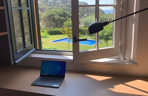 Llafranc Villa | Villa 'Pastora' with Sea Views, Wi-Fi, and Air Conditioning
