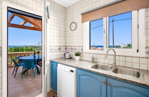 Cala en Porter Villa | Villa 'Petre' with Sea View, Wi-Fi and Air Conditioning