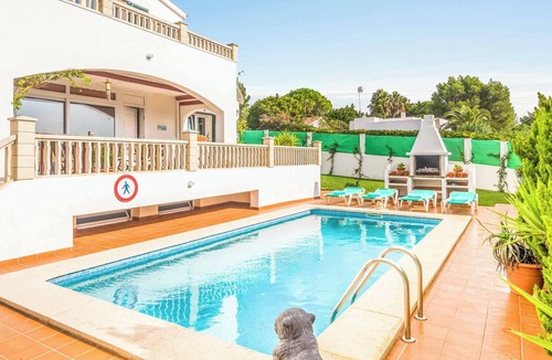 Binisafua Villa | Villa Rasen - Three Bedroom Villa, Sleeps 6