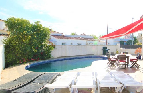 Empuriabrava House | Villa Requesens 27 Empuriabrava - Barneda