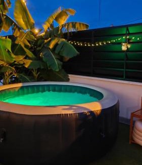 Los Valientes Villa | Villa romántica en Murcia con jacuzzi privado