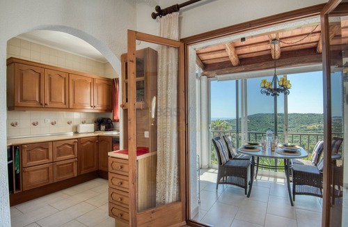 Calonge Ski Chalet | Villa Romantica - An unparalleled setting with the sea as the protagonist.