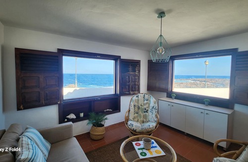 Castillo Caleta de Fuste Villa | Villa Salada on the Ocean Shore