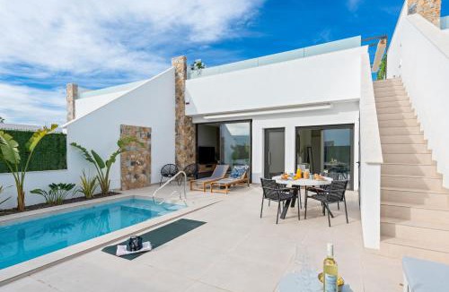 Santiago de la Ribera Villa | Villa Salty