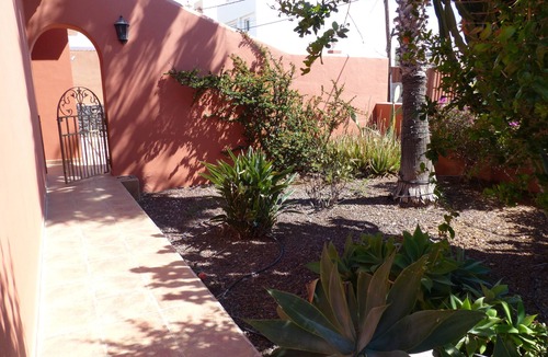 Atogo House | -Villa Savannah- private pool + jacuzzi, tropical garden, great views & tranquillity