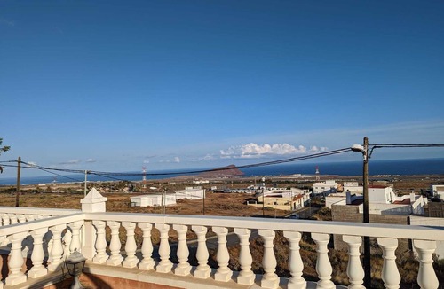Atogo House | -Villa Savannah- private pool + jacuzzi, tropical garden, great views & tranquillity
