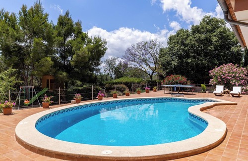 Sa Cabaneta Villa | Villa Ses Buguenvílies with Pool, Terraces & Wi-Fi