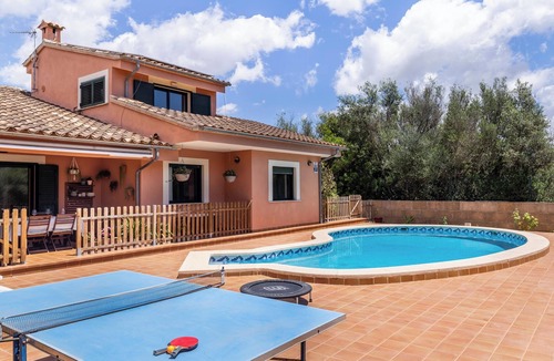 Sa Cabaneta Villa | Villa Ses Buguenvílies with Pool, Terraces & Wi-Fi