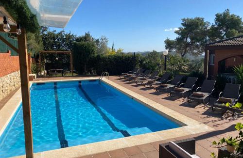 Olivella Villa | Villa Sitges Soledad 15 minutes drive from Sitges XXL swimming pool 12 p