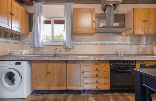 Bellvey House | Villa Sueños – Private Pool, Patio, BBQ, Mesh Wifi, Near Costa Dorada Beaches