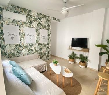 Chipiona Apartment | Villa Tropical a 2 minutos del Faro de Chipiona