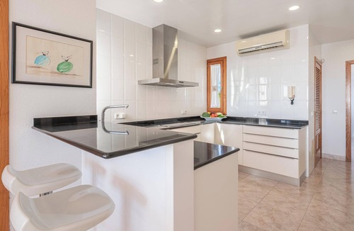 Sa Cabaneta Villa | Villa "Vista Mar y Tierra" with Sea View, Pool, Garden, A/C & Wi-Fi