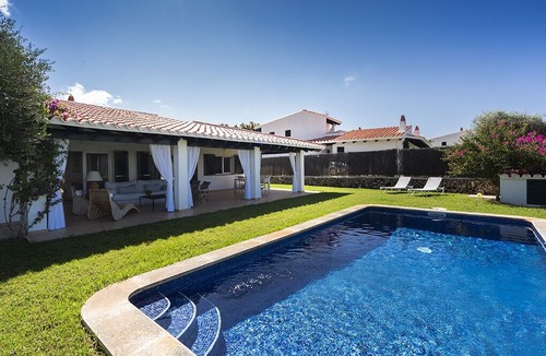 Cap d'en Font Villa | Villa with pool in Cap den Font 30m from the sea with possibility of buoy