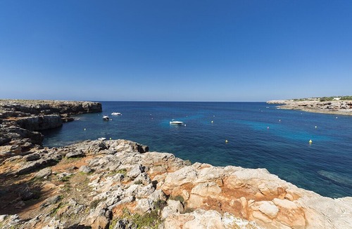 Cap d'en Font Villa | Villa with pool in Cap den Font 30m from the sea with possibility of buoy