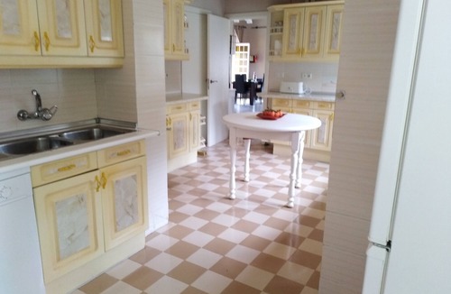 Carihuela Ski Chalet | Villa with private pool in Torremolinos