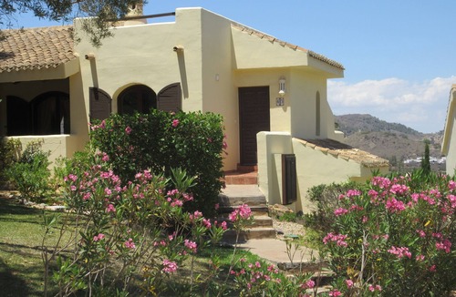 Atamaria Villa | Villa with stunning views,easy access to swimming pool/beautiful gardens. A/Con
