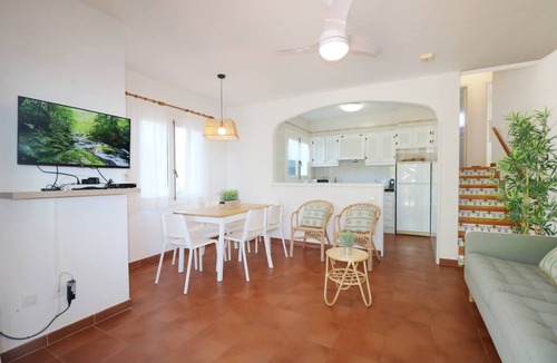 Arenal d'en Castell House | Villas Las Marinas 4, pool and ideal for families