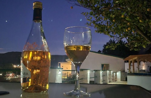 Calles Villa | Vista Montaña - A Peaceful Villa Retreat