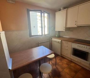 Comillas City Center Apartment | Vistas Sobrellano