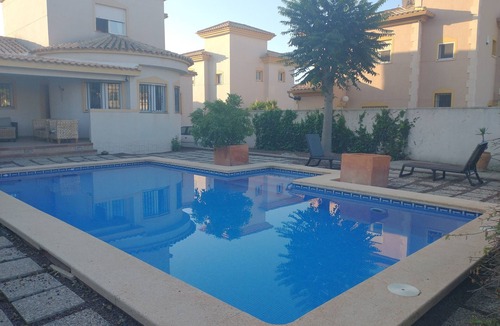 Castalla Villa | Viva Su Vida - Luxurios, large, private villa