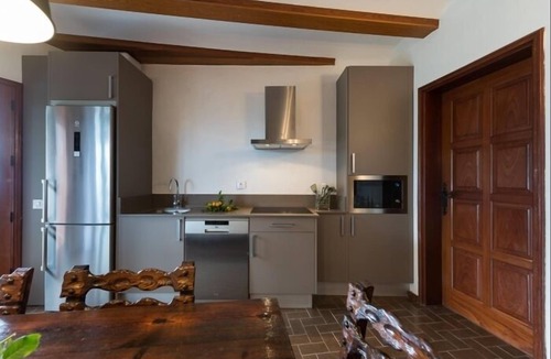 Los Portales Villa | Vivelorural preciosa casa con chimenea en Arucas