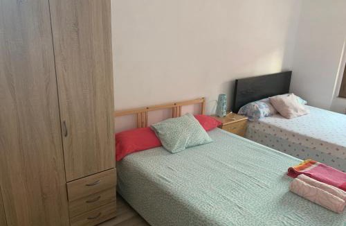Old Town Apartment | Vivienda rosa barrio húmedo