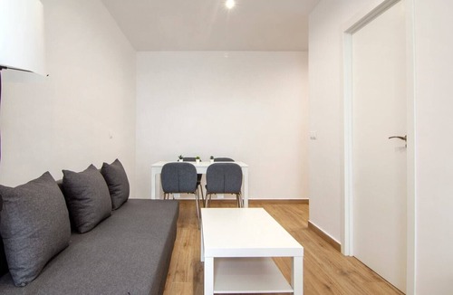 Montolivet Apartment | VLC HOST - Fray Pedro C