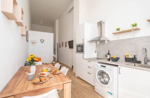 Malilla Apartment | Vlc Yako Suite
