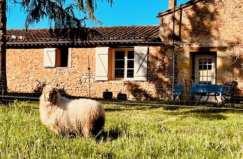 Capdrot House | Vue Épique : Gîte Magnifique