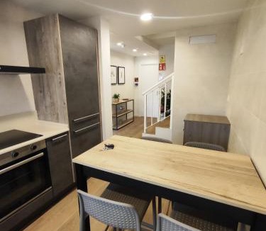 Quintanaduenas Apartment | VuT QUINTA LA VILLA