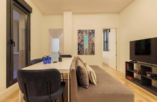 Palacio Apartment | w* | Engaging 3BR at Palacio Real