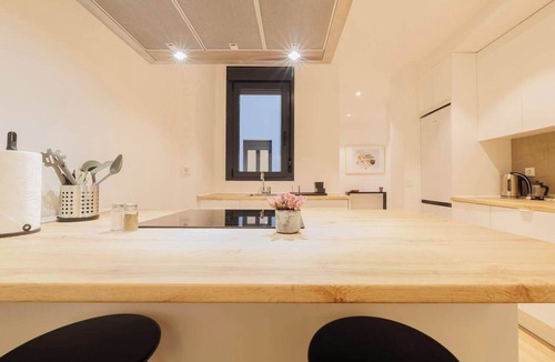 Palacio Apartment | w* | Luxury 2BR at Palacio Real