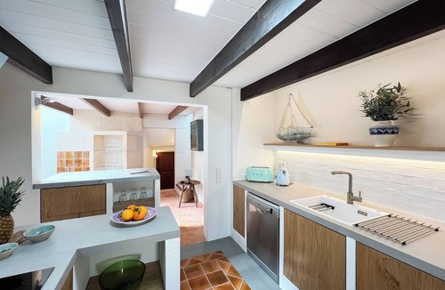 Arta House | Welcome to Casa Bellavista - urban domicile with a view of the countryside