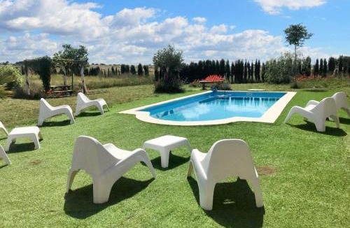 Villanueva del Duque House | Welcoming House in Alcaracejos with Shared Pool