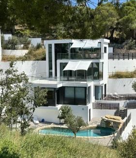 Llanca Villa | WELCS VILLA DE LUJO 177 EMP con piscina privada