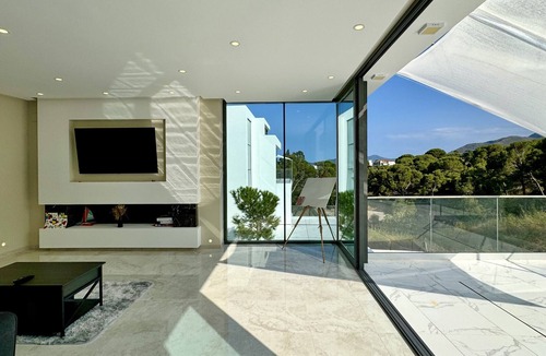 Llanca Villa | WELCS VILLA DE LUJO 177 EMP con piscina privada