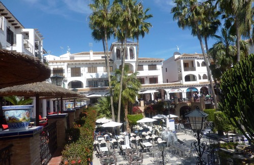 Orihuela Costa Apartment | Well maintained Sunny Apartment overlooking Villa Plaza near all amenities,