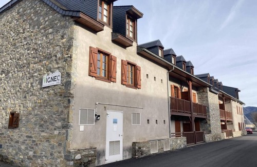 Vignec Apartment | Wifi, Ground floor, swimming pool, terrace, tv, 47m², Saint Lary Soulan