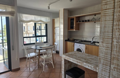 Aguino Apartment | Winahost Salvora – Seafront Apartment
