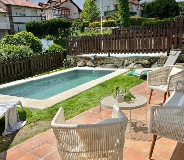 Prellezo House | Wishome-Bonita casa con jardín y piscina, Cala Berellín