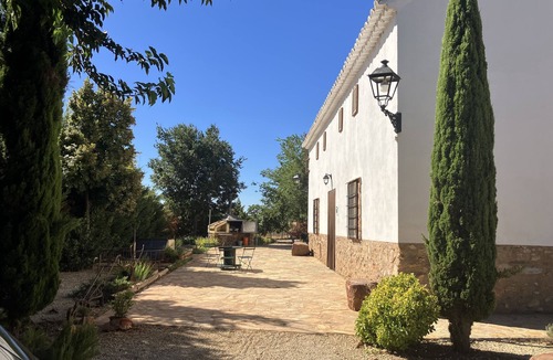 Alhambra Cottage | With swimming pool, barbecue. Among the P.N. Las Lagunas de Ruidera, Tablas de Daimiel.