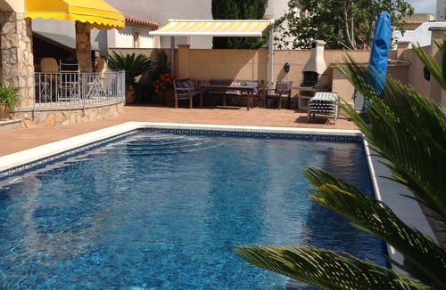 Empuriabrava House | Wonderful and cosy holiday home with pool