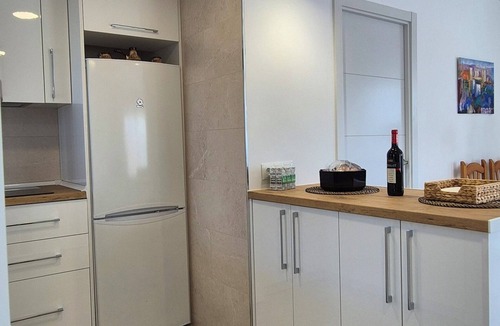 Carihuela Apartment | Wonderful apartment with terrace in La Carihuela - Torremolinos
