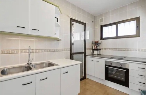 Fuengirola Apartment | Wonderful apartment in the heart of Fuengirola with access to pool and wi-fi