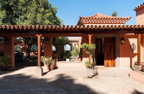 Las Brisas House | Wonderful private villa for 10 people with private pool and TV