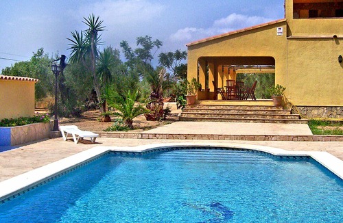L'Ampolla Villa | Wonderful private villa for 8 people with private pool, TV, patio, pets allowed and panoramic view