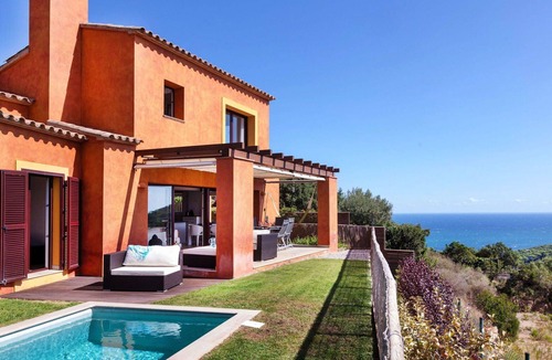 Sa Riera House | Wonderful private villa for 8 people with private pool, WIFI, A/C, TV and patio